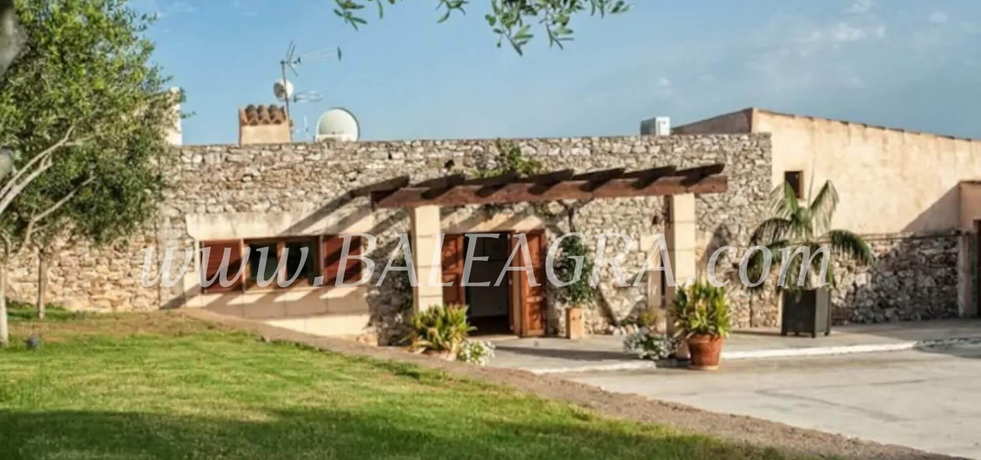 F 5840-O_022 Baleagra Mallorca Immobilien Häuser Wohnungen Ferienwohnung Villa am Meer ocean view mieten kaufen